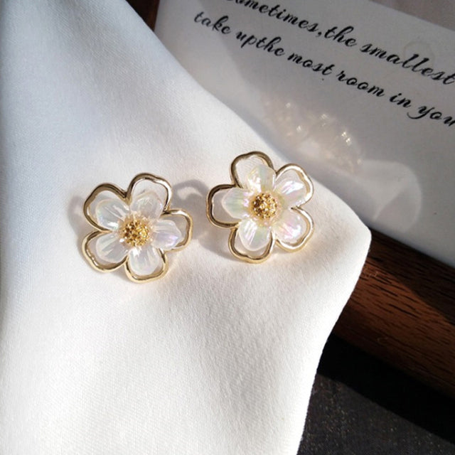 neue Design Unregelmäßigen U-förmigen Gold Farbe Ohrringe Für Frau Koreanische Kristall Mode Schmuck Ungewöhnliche Accessoires Party Mädchen